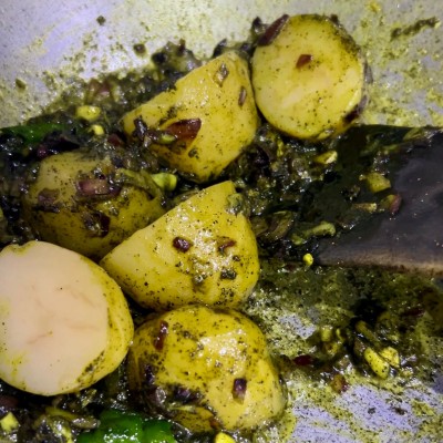 Black Sesame Potato Curry