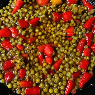 Sohryngkham (Vaccinium Berry) Pickle Sohryngkham (Vaccinium Berry) Pickle